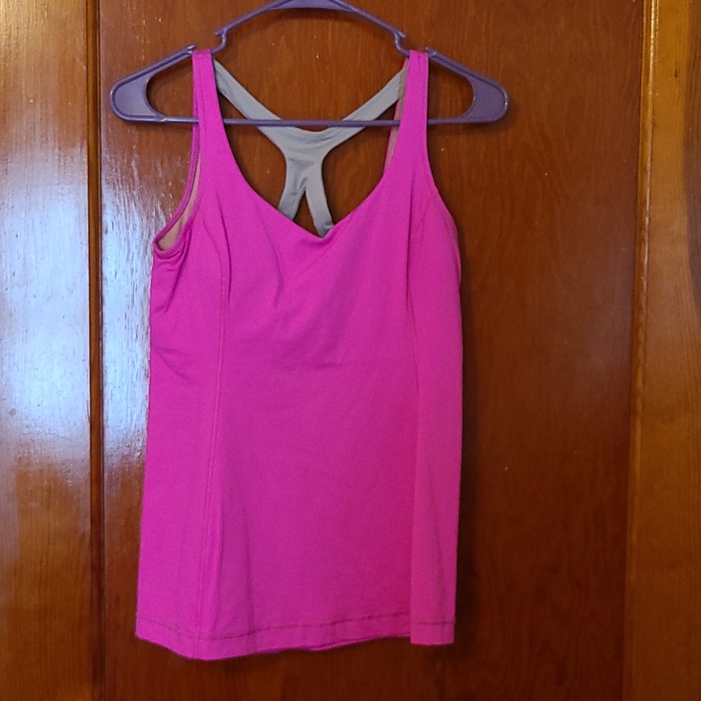 Lululemon size 6 fushia and Grey